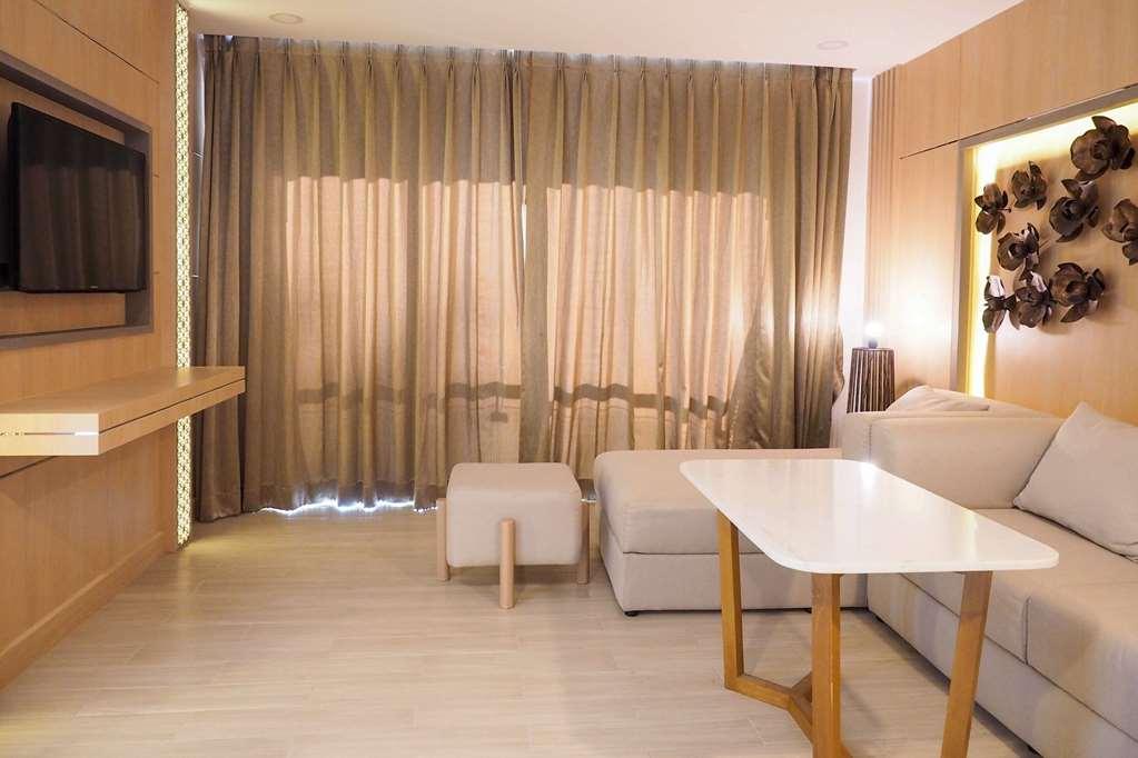 Clarion Hotel Patong Phuket Habitación foto