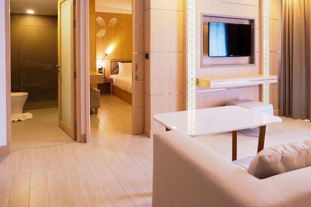 Clarion Hotel Patong Phuket Habitación foto